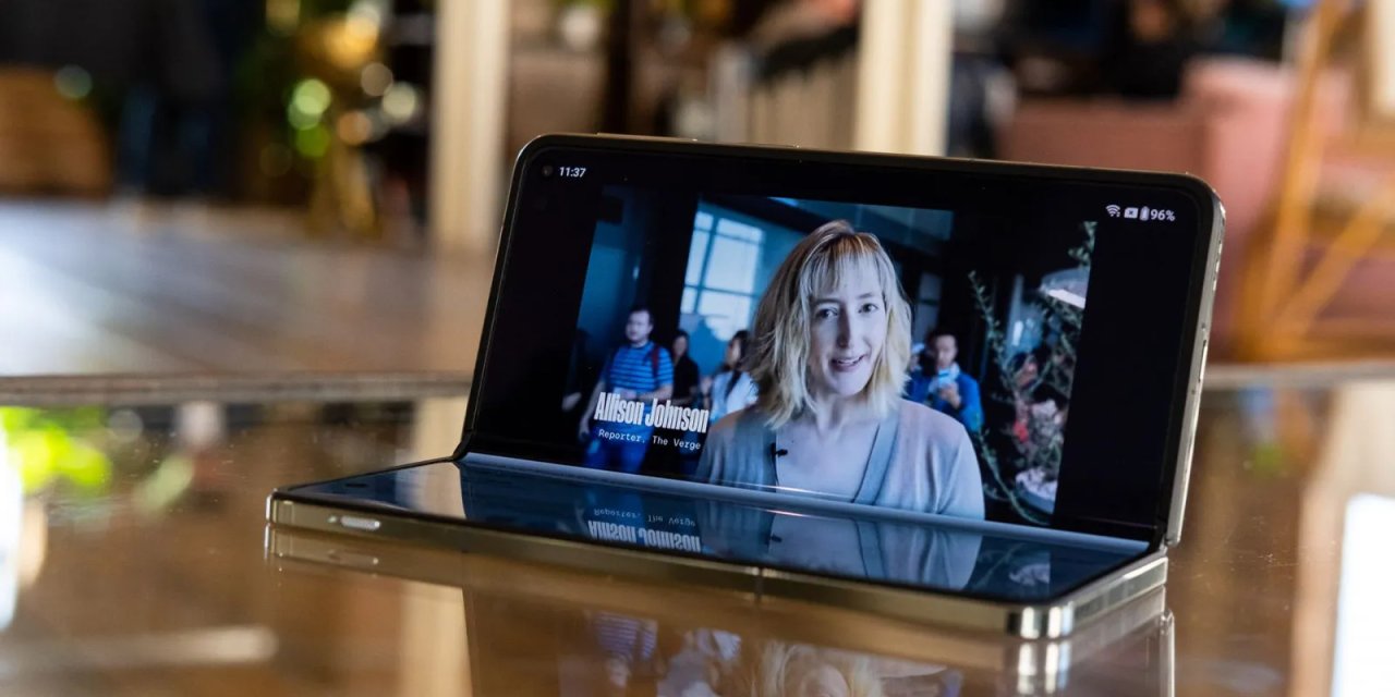 OnePlus, katlanabilir OnePlus Open'in tanıtımını gerçekleştirdi